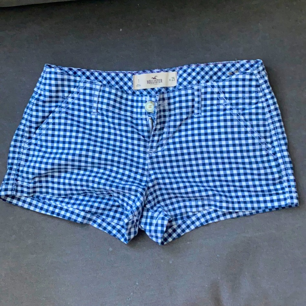 Hollister size 25 plaid